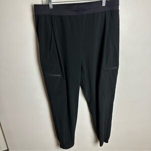 Athleta Venture Go Far Travel Pants Women's Size 14 Cargo Jogger Black